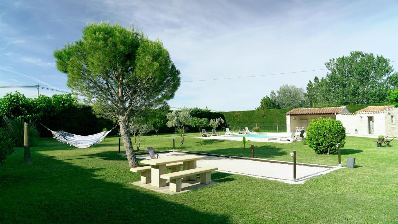Chambres D'Hotes Le Saint Victor - Provence, Vaucluse Pernes-les-Fontaines Esterno foto