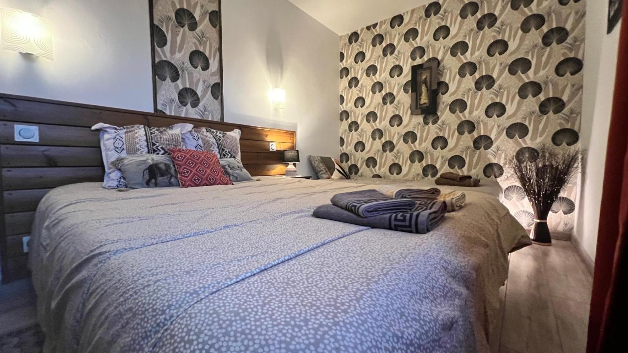 Chambres D'Hotes Le Saint Victor - Provence, Vaucluse Pernes-les-Fontaines Esterno foto